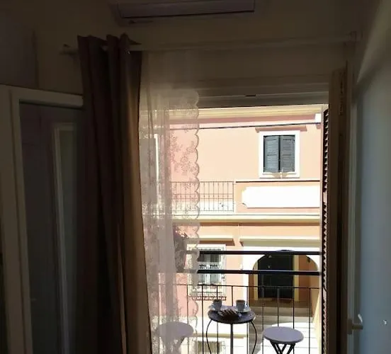 Xenofon's Cozy Corfu (city)